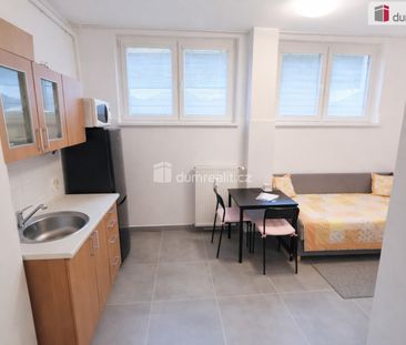 Pronájem bytu 1+kk a garsoniéry 21 m², Mošnova 2381, Praha Smíchov - Photo 3