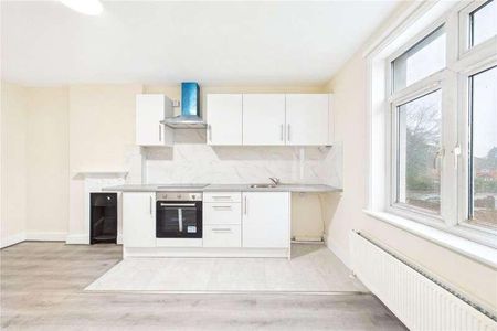 Newbury House, Andover Road, Newbury, Berkshire, RG14 - Photo 5