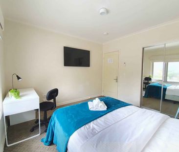 Room 12 (Non Ensuite) - Photo 6