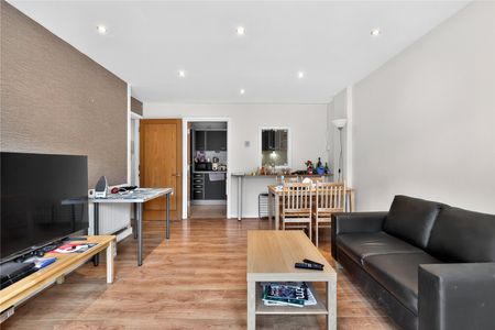 Newport Avenue, London, E14 2DG - Photo 3