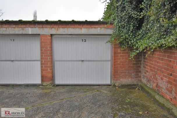 Appartement met 2 slaapkamers en garage te huur in Sint-Pieters-Leeuw - Photo 1