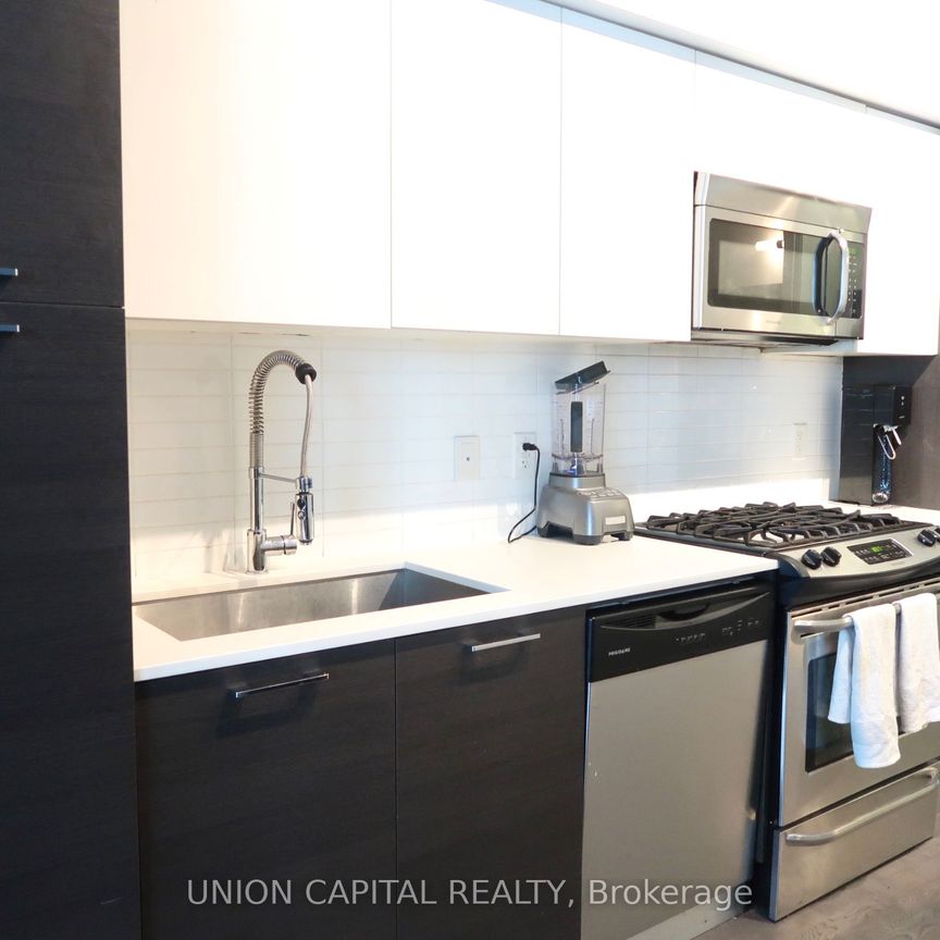 Lofts 399 , #601 - Photo 1