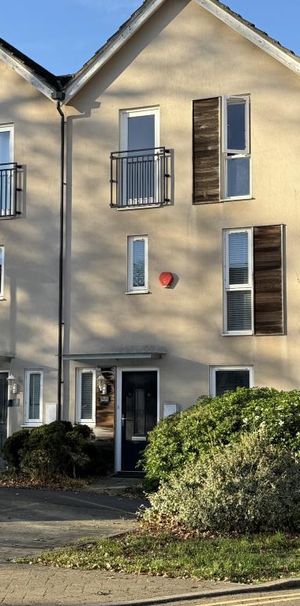 3 bedroom townhouse to rent - Photo 1