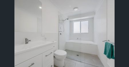 Modern, Low-Maintenance Living in a Peaceful Cul-de-Sac - Photo 5