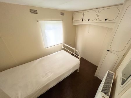 Park Homes, Mexborough - Photo 4