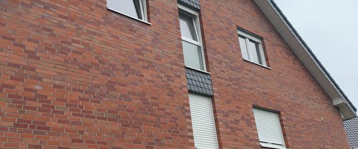 Helle 3,5-Zimmer Dachgeschosswohnung in Gütersloh - Foto 1