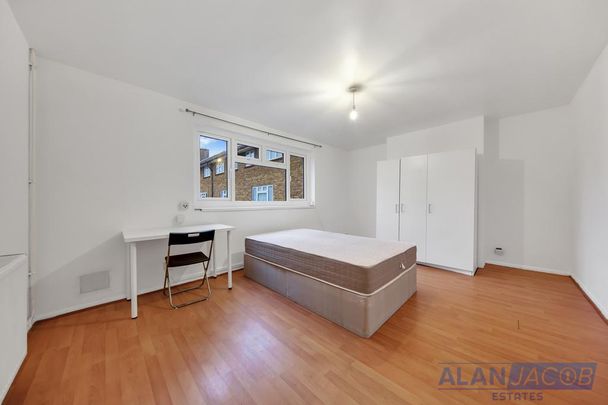 3 bedroom terraced house to rent - Photo 1