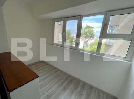 Apartament cu 3 camere, 2 bai, 83mp2, pet friendly, zona Ramada - Photo 5