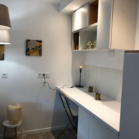 Location Appartement 5 pièces 10m² - Photo 4