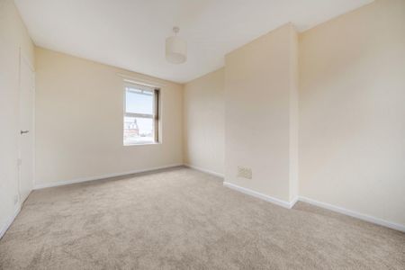 3 bedroom detached house to rent - Photo 5