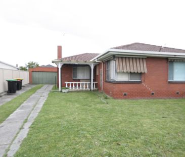 OPPOSITE TO PARKMORE SHOPPING CENTRE - Photo 5