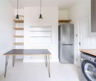 St. Faiths Road, London, SE21 - Photo 4