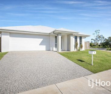 Family Home on Corner Block - Walking Distance to Schools - Photo 1