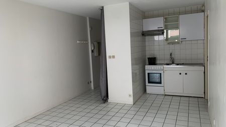 Appartement - 2 pièces - 35,78 m² - Grenoble - Photo 2