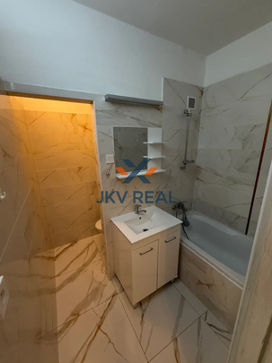 ÚTULNÝ 2-IZBOVÝ BYT NA PRENÁJOM – TATRANSKÁ UL., NOVÉ ZÁMKY - Photo 1