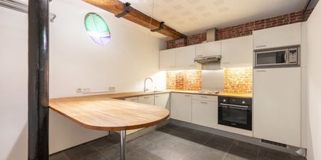 Appartement te huur in Antwerpen voor € 1.500 met 2 slaapkamers - Photo 3