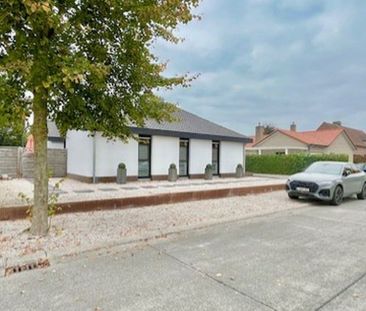 Moderne villa te huur in Zomergem voor € 1.200 met 3 slaapkamers - Photo 1