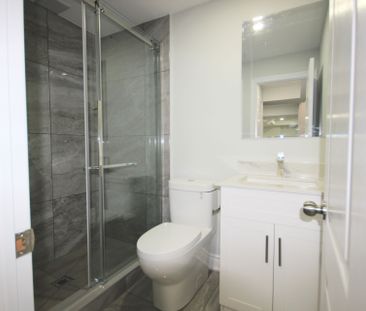 For Lease - 152 The Queensway N/A Unit# BSMT, Barrie, Ontario - Photo 3