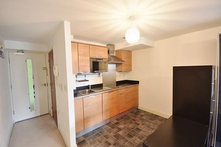 1 Bed - Willbrook House, Worsdell Drive - Photo 5