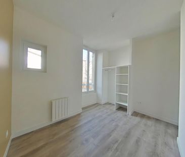Location Appartement 2 pièces 48m² ROMANS SUR ISERE 26100 - Photo 1
