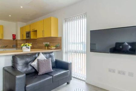 Dover Street Apartments - Premium Ensuite - Photo 4