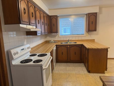 For Lease - 2409 Culver Way Unit# Main, Mississauga, Ontario - Photo 3