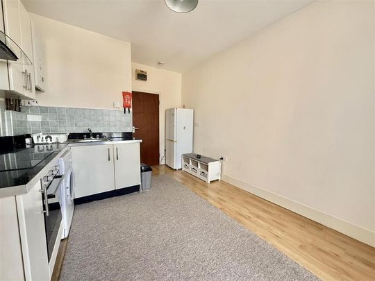 Property to rent - Photo 1