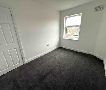 Asquith Avenue, Ealand, Crowle - Photo 2