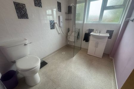 Priory Road - Photo 5