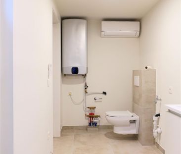 Gerenoveerde en gemeubelde studio voor studenten te huur in Gent - Photo 2