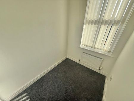 2 bedroom end of terrace house to rent - Photo 5