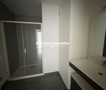 Location Appartement 3 pièces 61m² - Photo 3