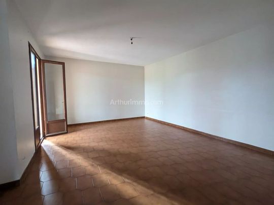 Location Appartement 4 pièces 82 m2 à Mezzavia - Photo 1