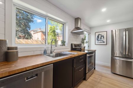 For Lease - 11 Gerrard Street, St. Catharines, Ontario - Photo 4