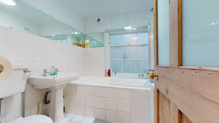 2 bedroom semi-detached house to rent - Photo 2