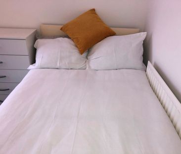 Room in a Shared House, Laxey Road, B16 - Photo 2