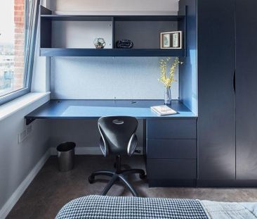 1 bedroom in a flat share to rent - Photo 5