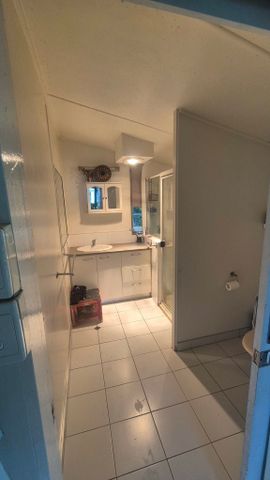 Greenslopes - Photo 3