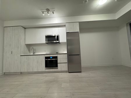 For Lease - 5858 Yonge Street Unit# 512, Toronto, Ontario - Photo 3