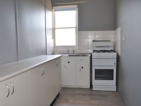 Low-Maintenance Apartment Living - Photo 2