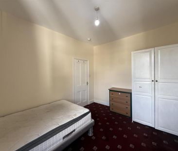 House share to rent - Photo 1