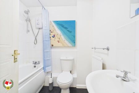 Stewarts Mill Lane, Abbeymead - Photo 4