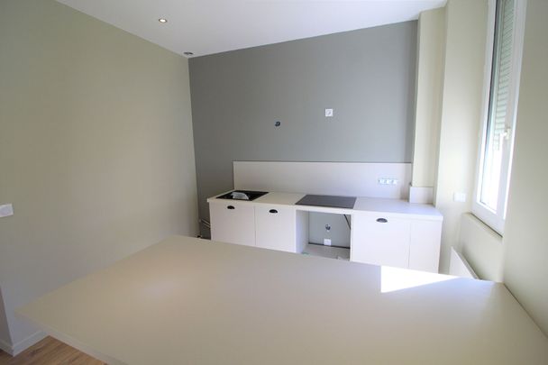 Location Appartement 2 pièces 53m² - Photo 1