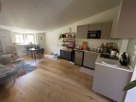 3 PIÈCES 69.95 M² NIMES CENTRE À LOUER APPARTEMENT T3 QUADRIPLEX - Photo 3