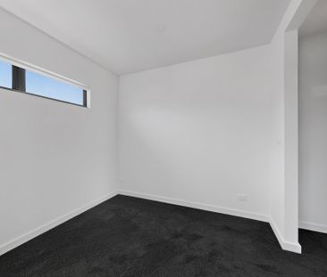 Brand New Luxury Living in the Heart of Watsonia - Photo 2