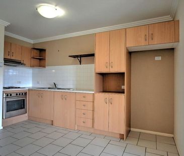 26/142 Stanhill Drive, 4217, Chevron Island Qld - Photo 4