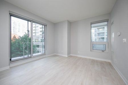 For Lease - 2221 Yonge Street Unit# 304, Toronto, Ontario - Photo 4