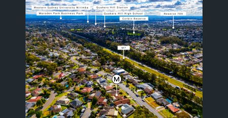 Bright Single-Level Living - Photo 3