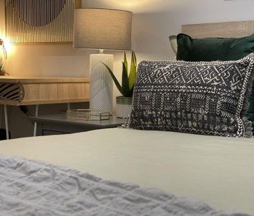 1 bedroom in a house share to rent - Photo 3