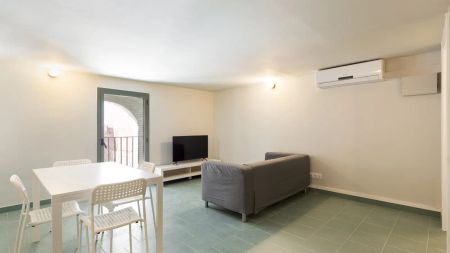 Studio for rent in Sants, Barcelona, all bills included - Photo 5